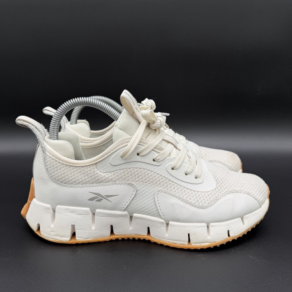 Reebok Zig Dynamica Chalk/Grey/Gum Women's Size 7.5